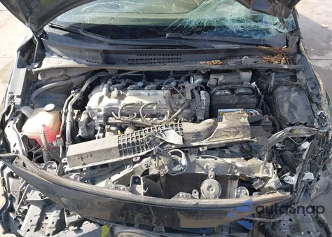 2020 Toyota Corolla Le z USA, uszkodzony, nr VIN 5YFEPRAE8LP106092